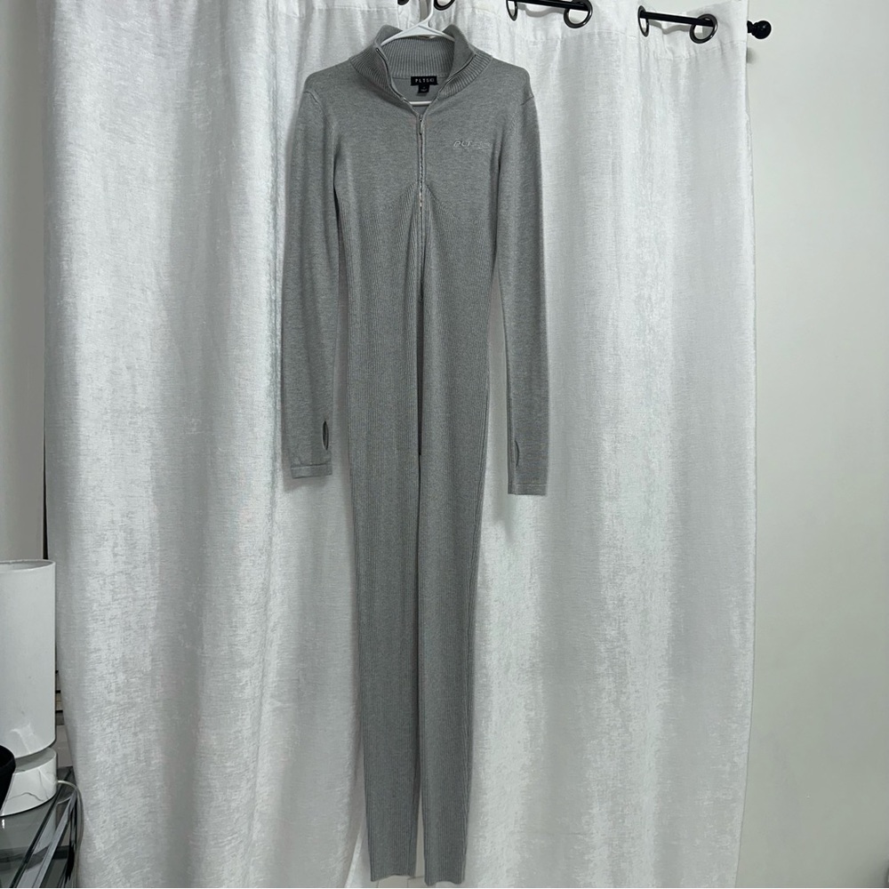 PRETTYLITTLETHING GREY RIBBED KNIT SKI BASE LAYER JUMPSUIT M